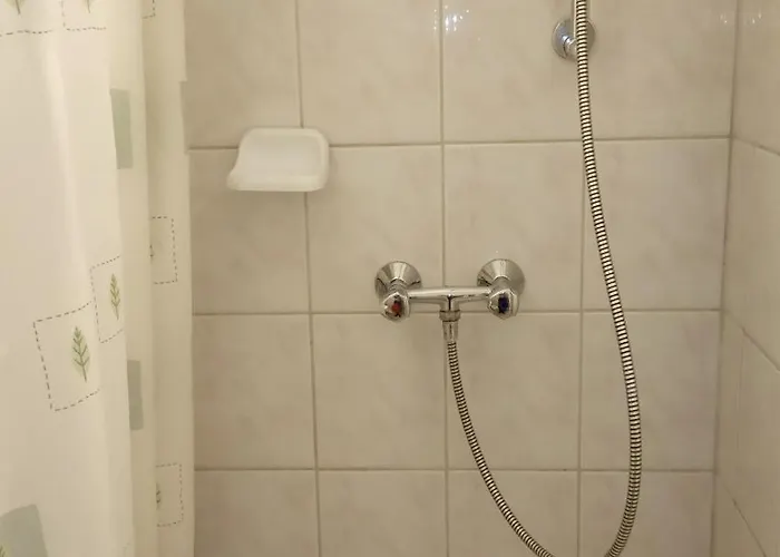 Boetoes Haus Apartman *
